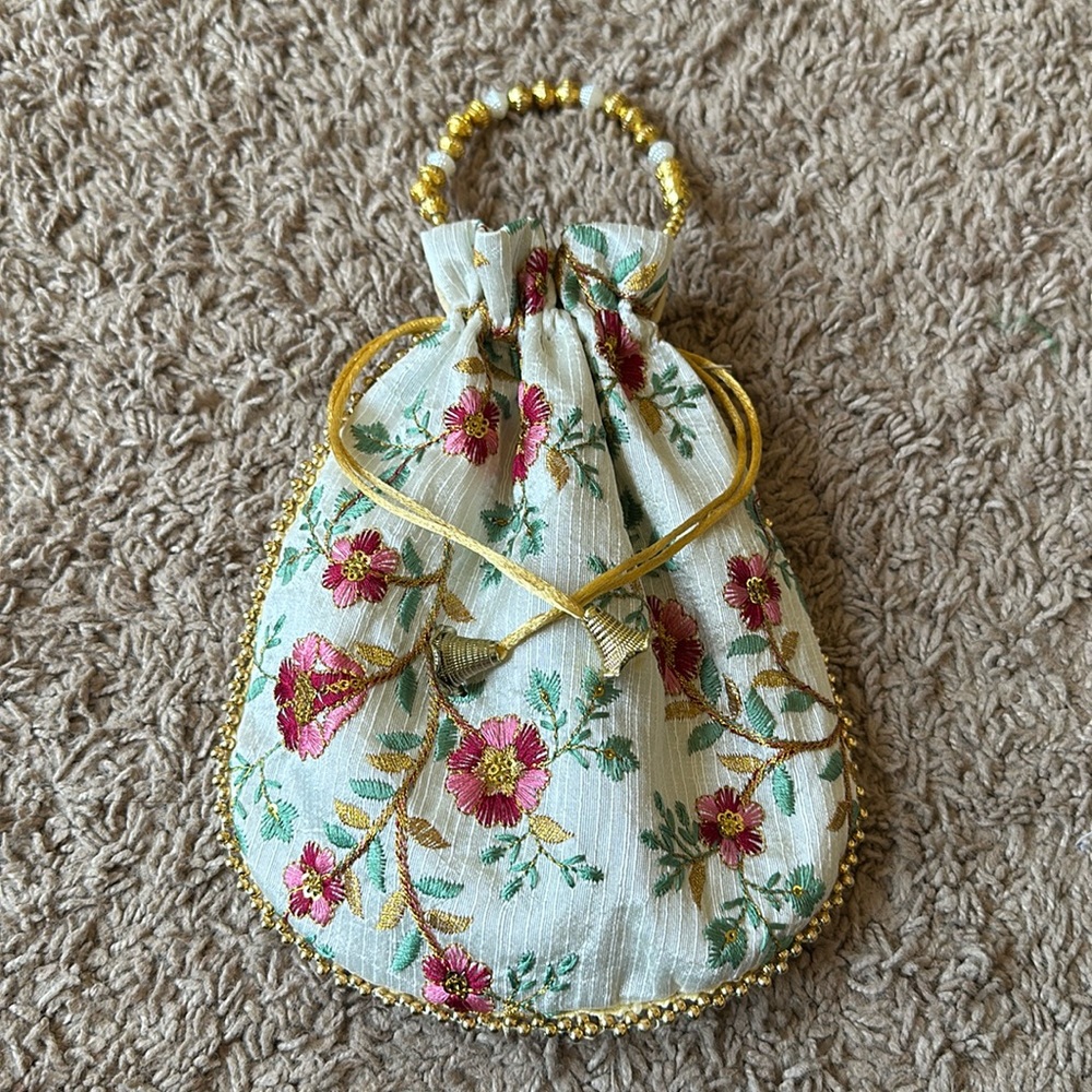 Embroidered fancy hand bag